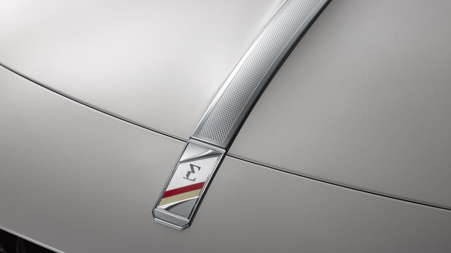 Логотип DS 9 E-Tense Opera 2020 года  (WW) (фото 27 из 49)